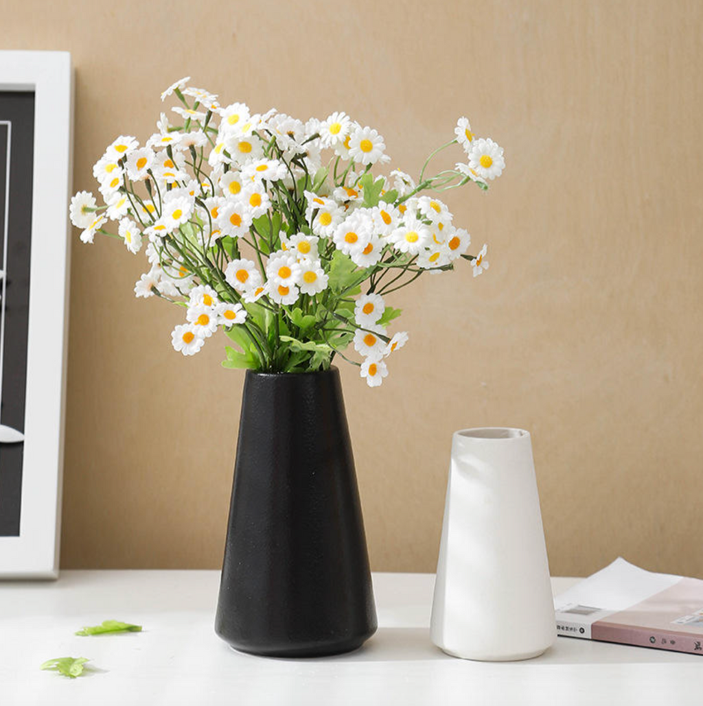 Modern Style Hand-Painted Ceramic Vase