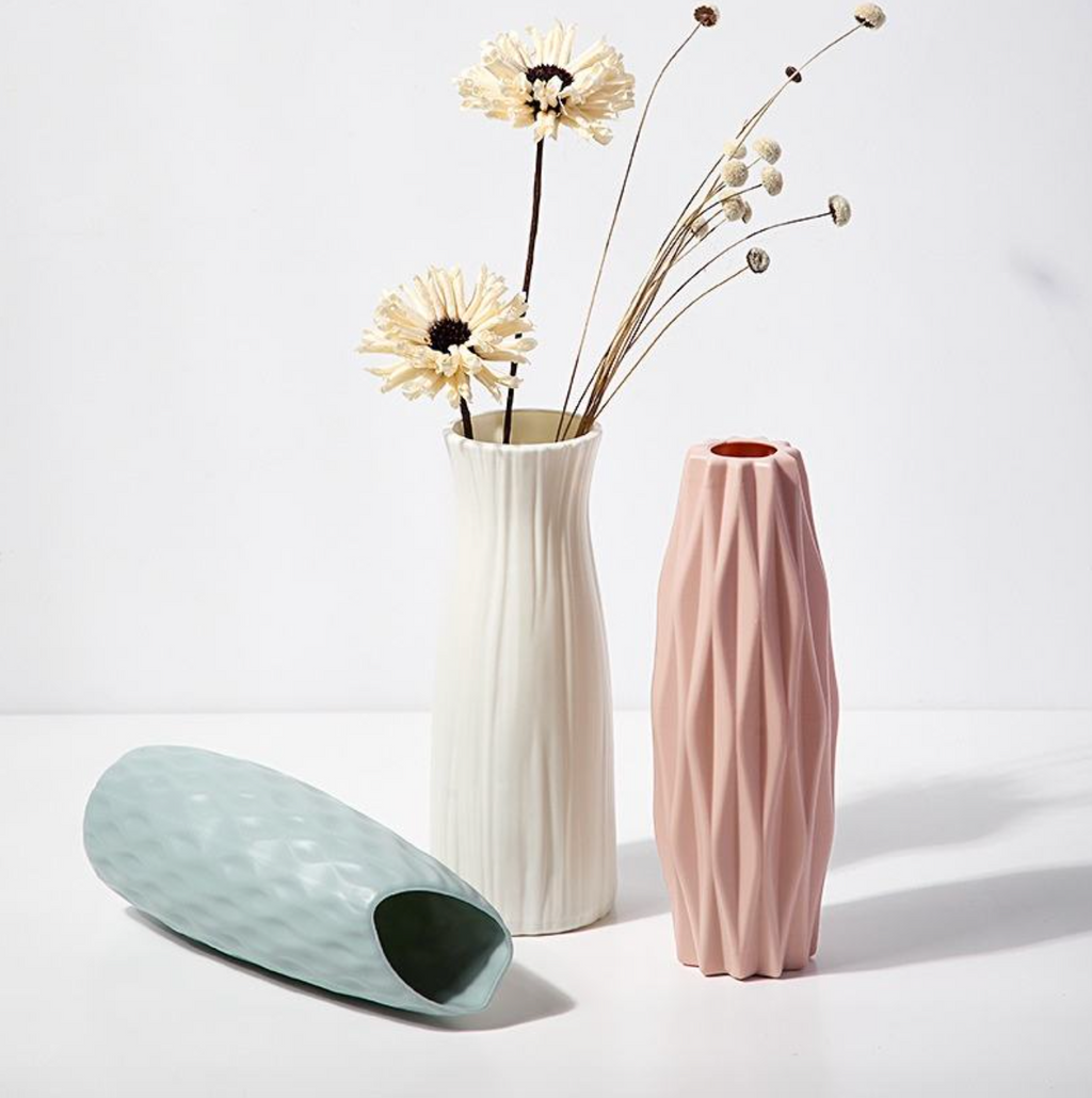 Modern Nordic White Twisted Texture Plastic Vase